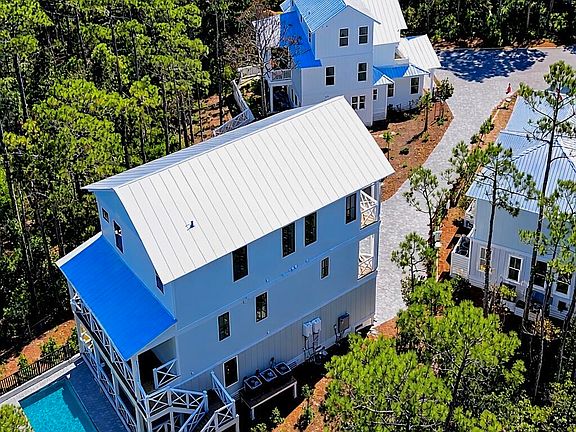 3rd image of 27 Sweet Gum