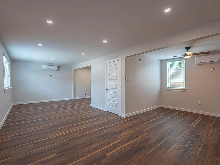 4202 Clay St #E — Photo 17