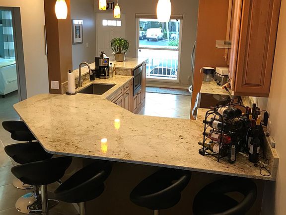 4th image of 810 Gulf Pavilion Dr #203
