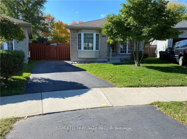 257 Hungerford St, London, ON N5W 6E2