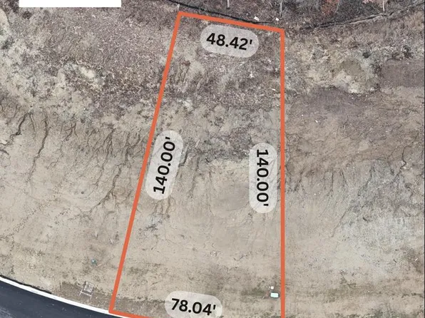 12702 Creekside Dr, Cedar Lake, IN 46303