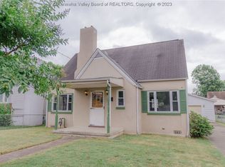 560 20th St, Dunbar, WV 25064