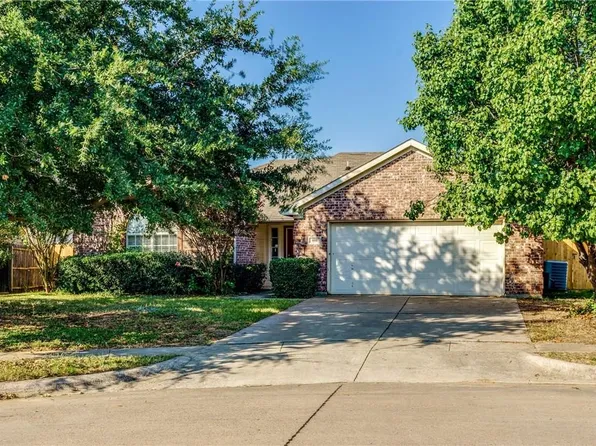 805 Rye Glen Ct, Saginaw, TX 76179