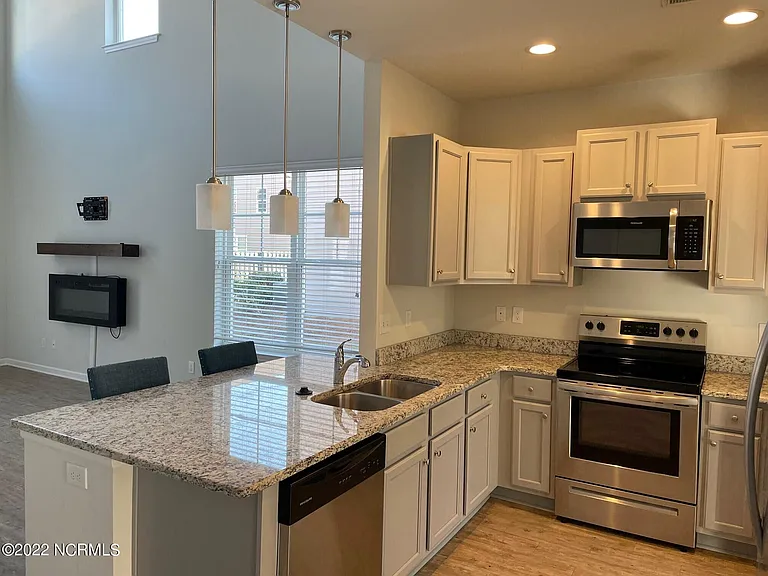 7324 Pamlico Ct — Photo 3