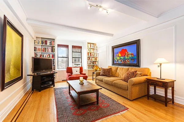 Sold by Real Direct | media 10