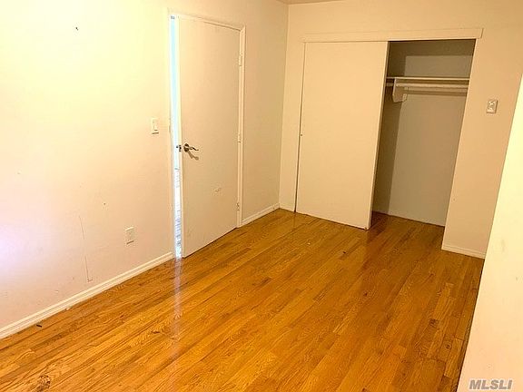 5th image of 8 Island Pkwy APT 3A