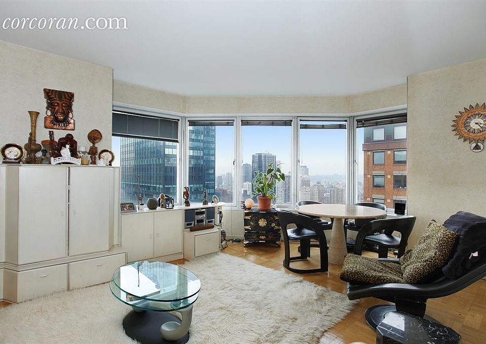 1st image of 150-156 W 56th St APT 4407