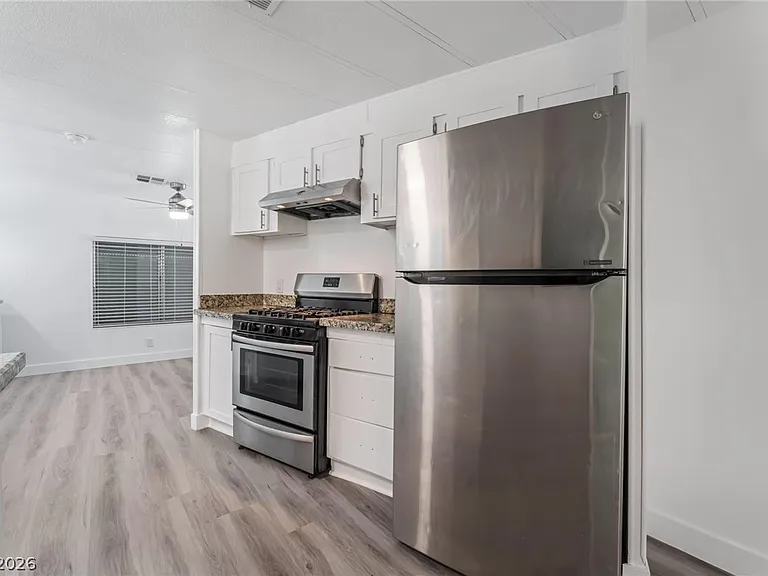 280 Sir Phillip St — Photo 34