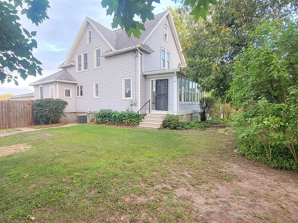 710 Maplewood Rd