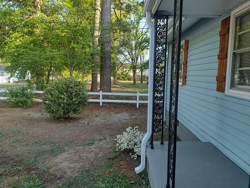 3 bed, 907 sqft, $1,400 — Photo 4