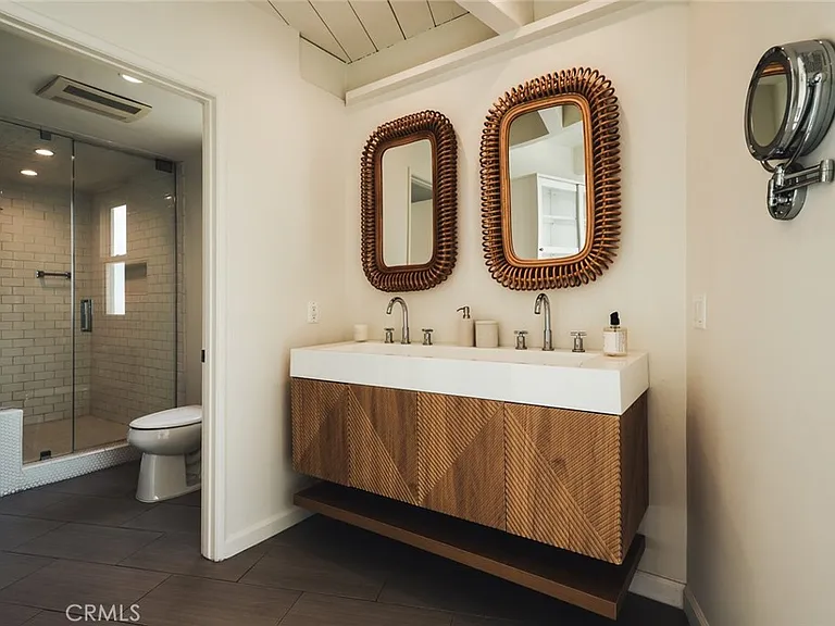 8448 Franklin — Photo 26