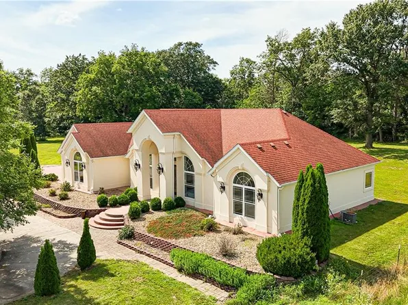 17773 State Highway 17779 #Y, Sedalia, MO 65301