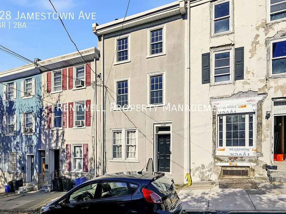128 Jamestown Ave