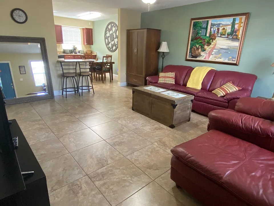 801 Hummingbird Way #104