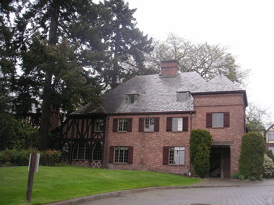 Marsh Mansion from Lk Washington Blvd