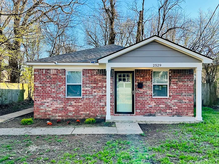 2529 Selman Ave