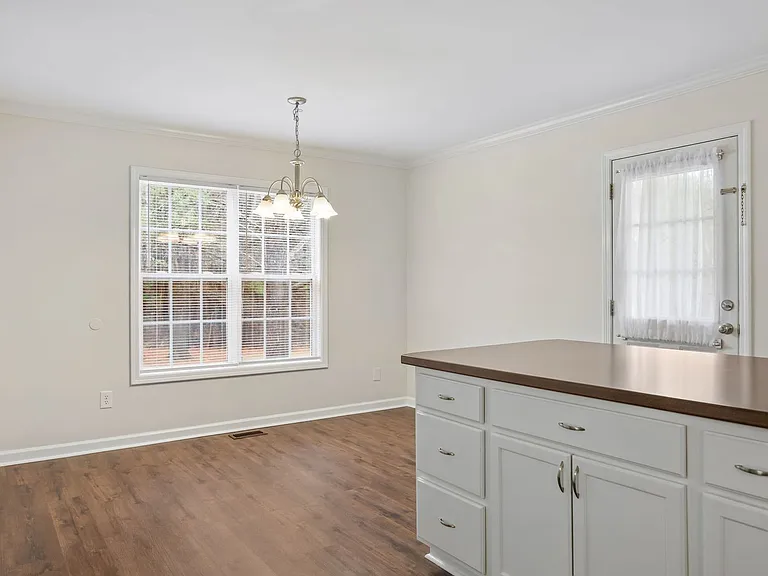 180 Park Place Dr — Photo 12