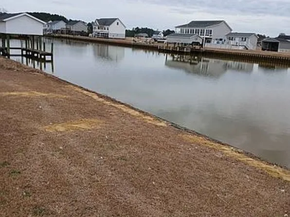 115 Silo Dr, Chocowinity, NC 27817