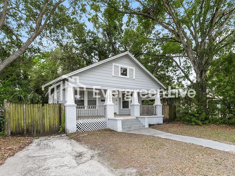 3505 E 11th Ave — Photo 2