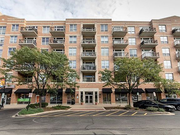 3rd image of 647 Metropolitan Way Unit 504L