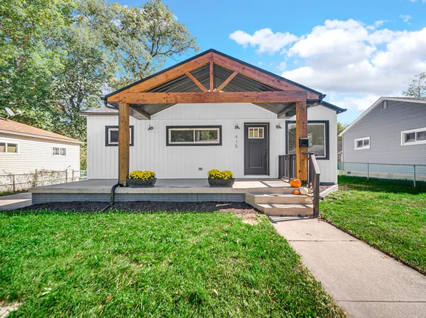 415 S Liberty Pl, Hobart, IN 46342