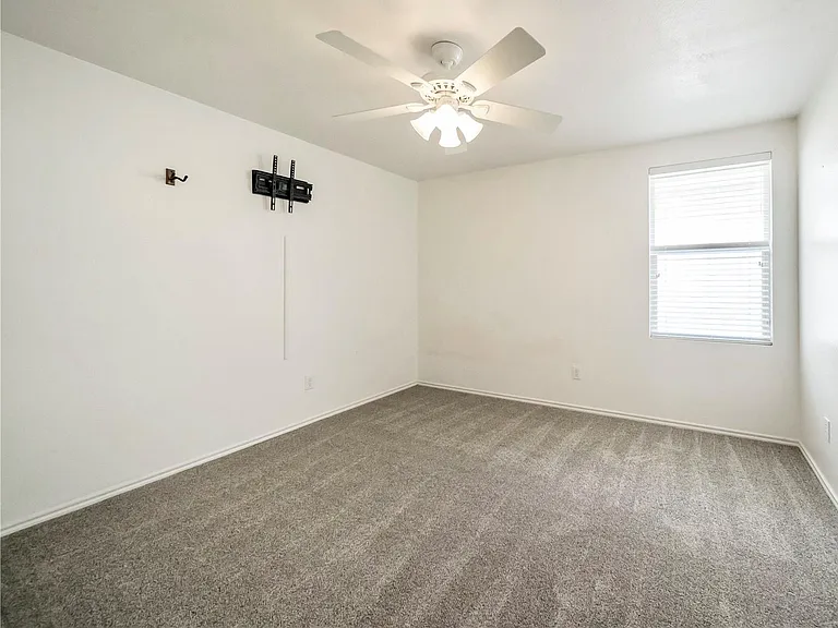12824 Vassar Dr — Photo 15