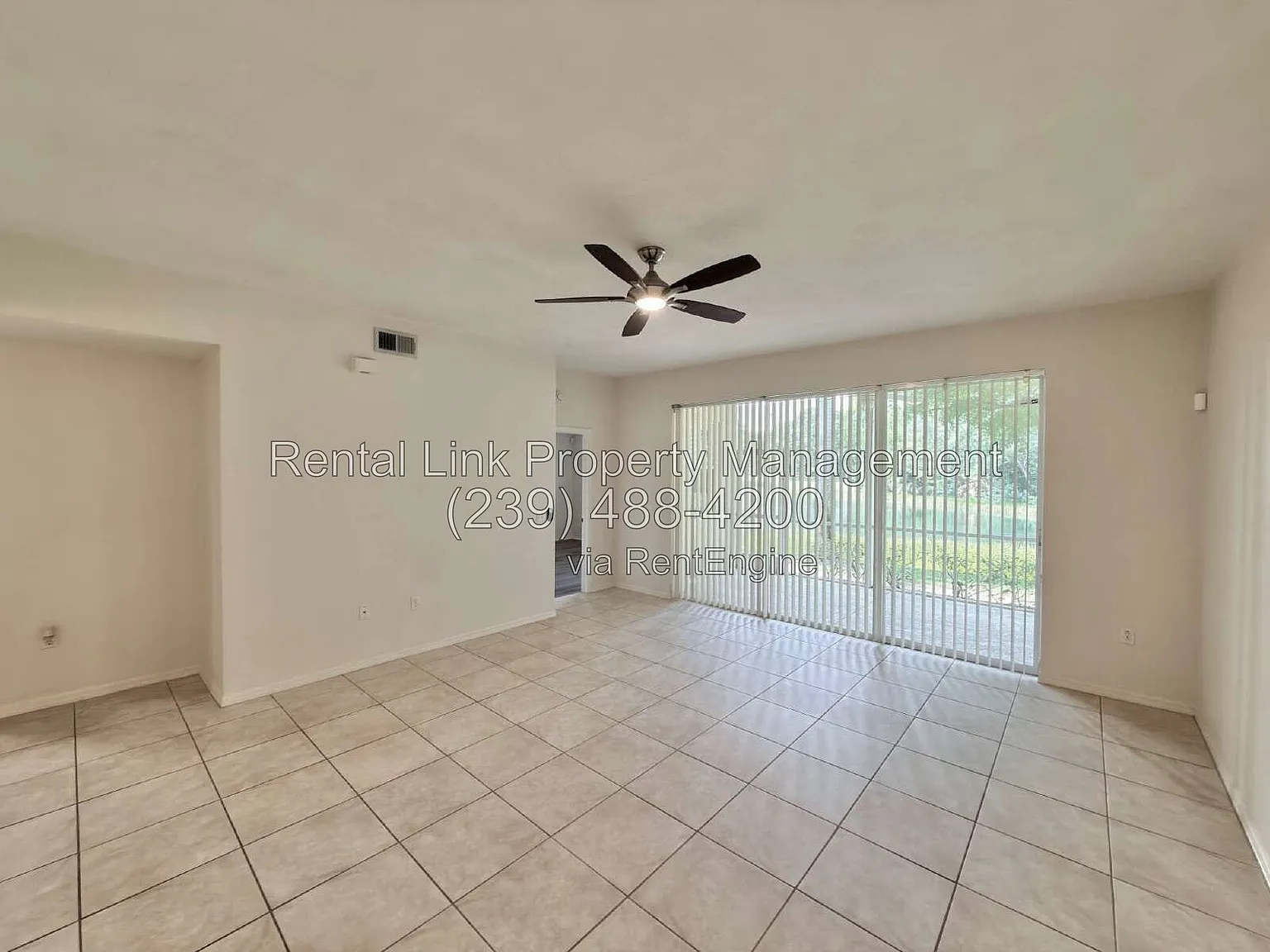 2 bed, 2.0 bath, 1227 sqft, $1,895 — Photo 2