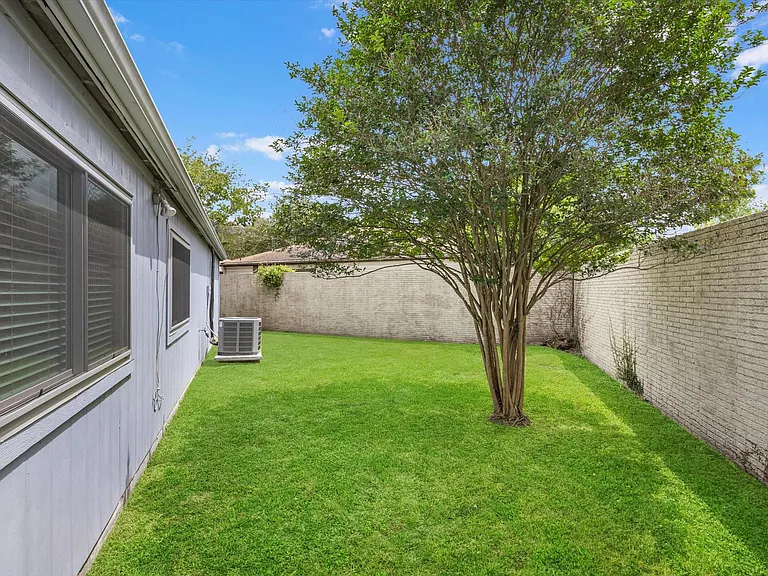 8327 Silvan Wind Ln — Photo 27