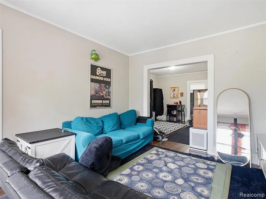 2 bed, 1100 sqft, $1,550 — Photo 3