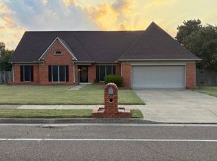 3893 Altruria Rd, Memphis, TN 38135