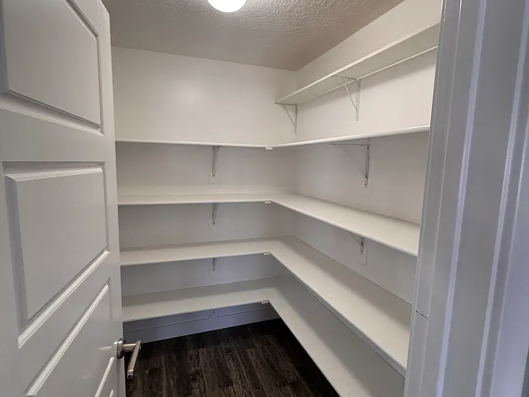 15146 S Cantle Dr — Photo 10