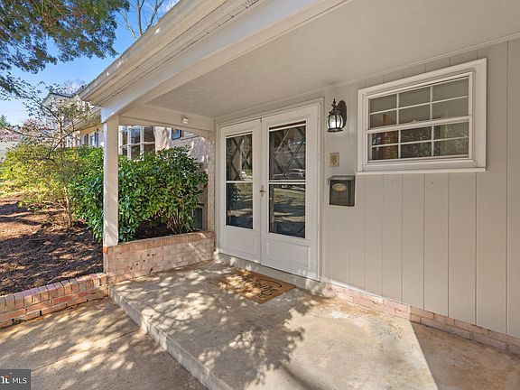 5th image of 6218 Nelway Dr