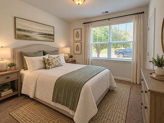 3rd image of 308 Bull Run Way
