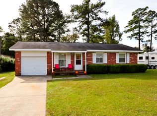 206 Sheffield Rd, Jacksonville, NC 28546