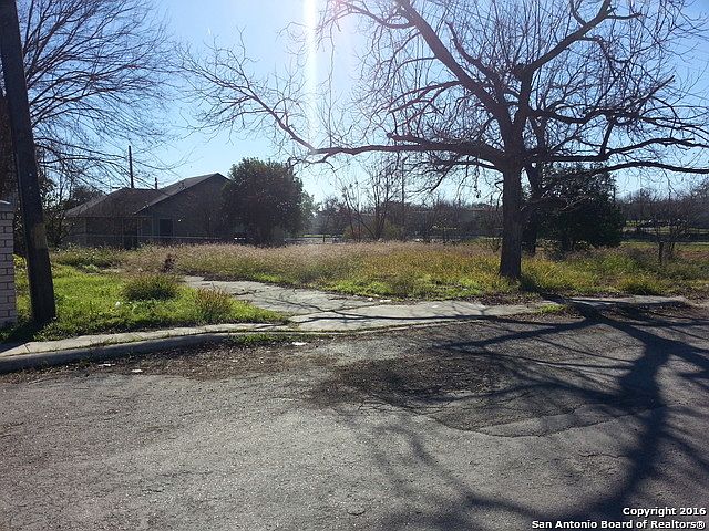 1st image of 2224 Chihuahua St