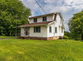 3753 Ellwood Rd, New Castle, PA 16101
