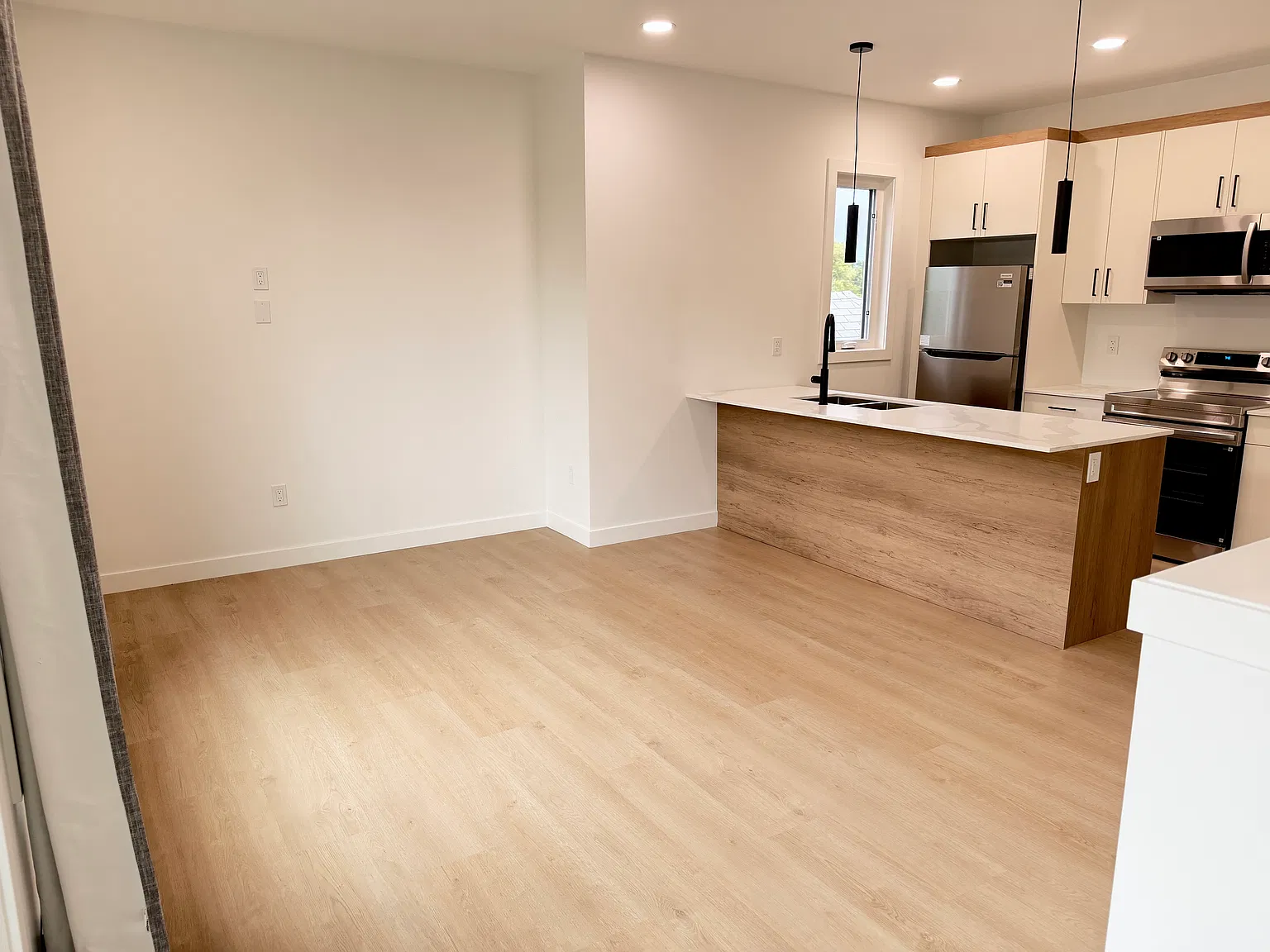 255 Ferry Road — Photo 3