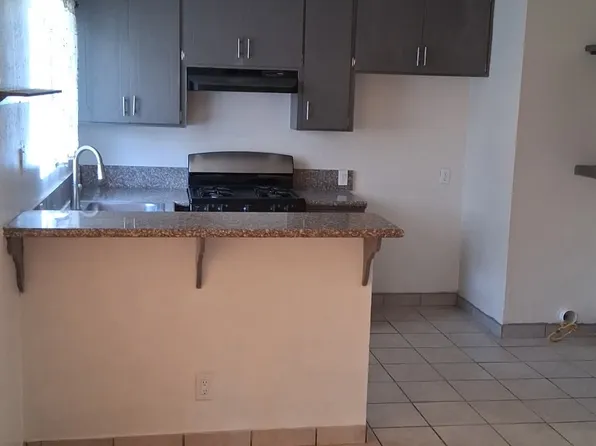 187 W 3rd St, Rialto, CA 92376