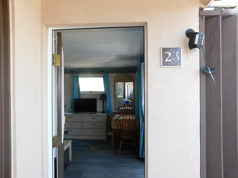 1 Walnut St #23 — Photo 4