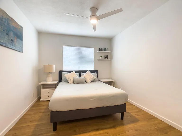 508 E Willetta St #2 — Photo 18