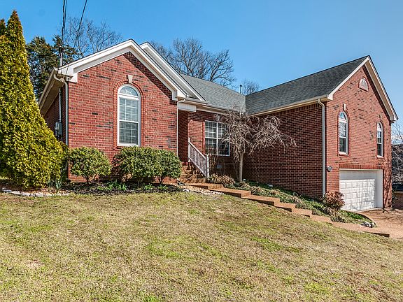 2nd image of 4006 Maggie Ct