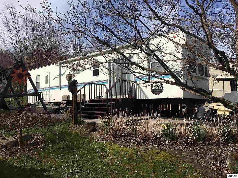 1st image of 4229 E Parkway Lot 130