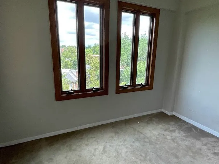 2032 Belmont Rd NW #505 — Photo 10