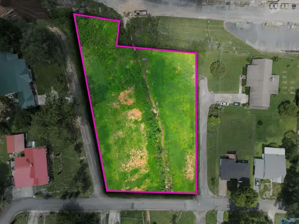 13th St SW, Fort Payne, AL 35967