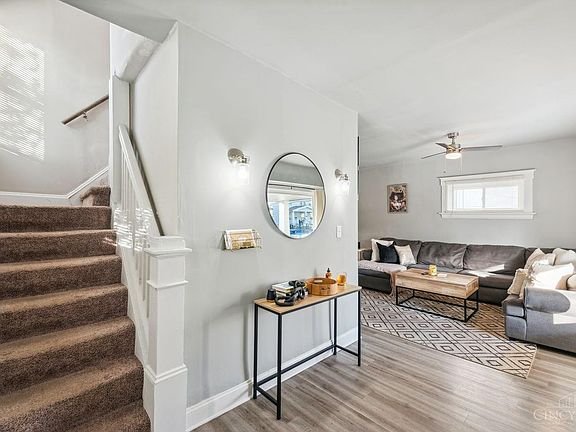 4th image of 1608 Grantwood Ave