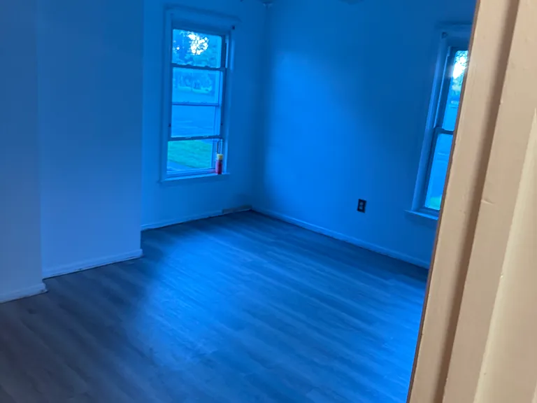 122 Church St — Photo 3