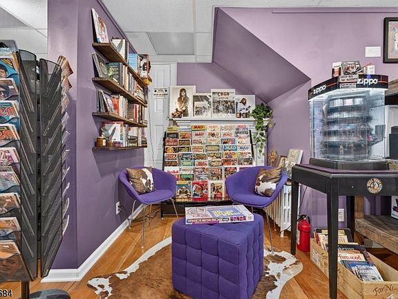 4th image of 41 Bridge St #0