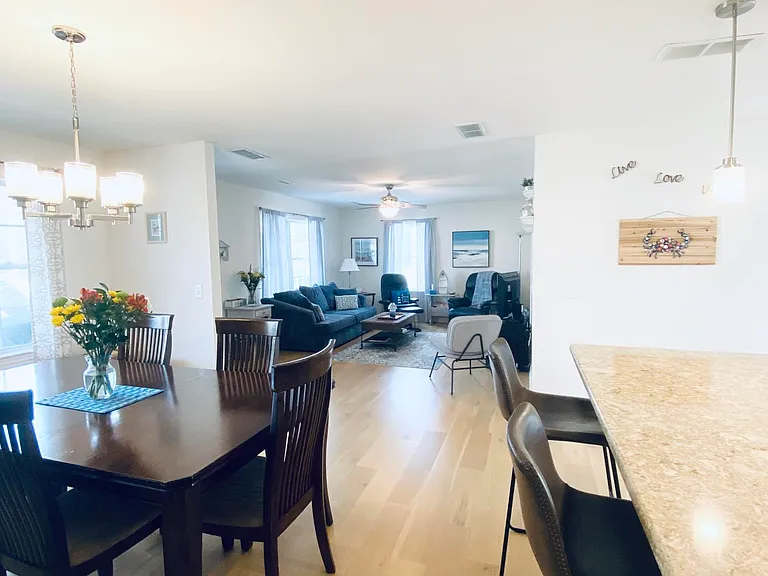 1402 C St — Photo 6