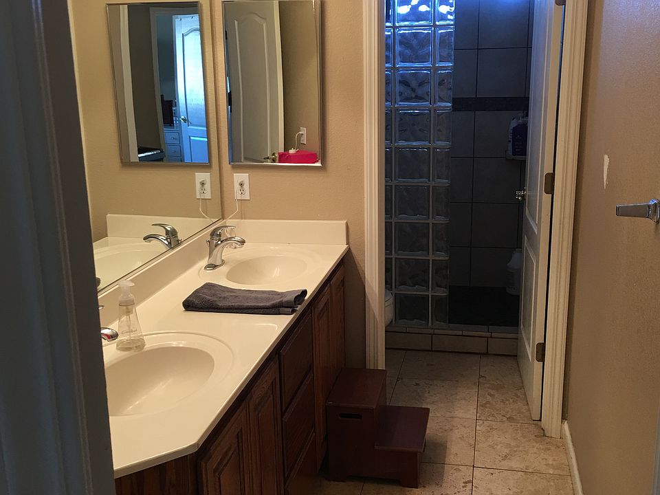 1st image of 2440 Browns Ct
