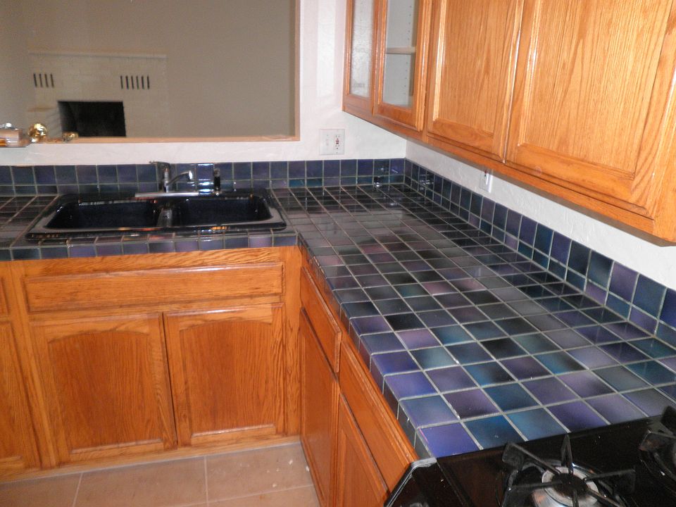 2nd image of 3427 Shawnee Rd